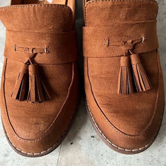 bc footwear | brown suede block heel tassel loafers - Picture 8 of 10